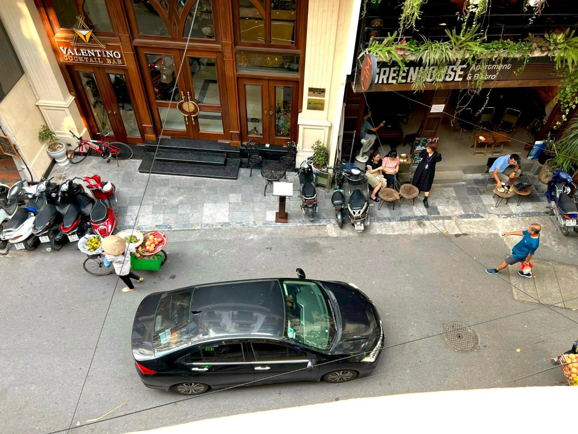 Nice Room Located Right Next To The Old Quarter Can Phong Nhieu Anh Sang Tai Ngay Gan Pho Di Bo Ho Guom Hanoi Exterior foto